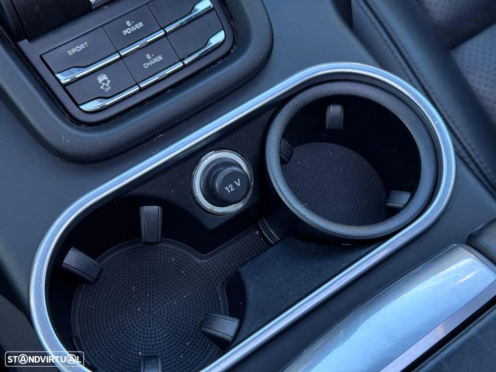 Porsche Cayenne S E-Hybrid - 23