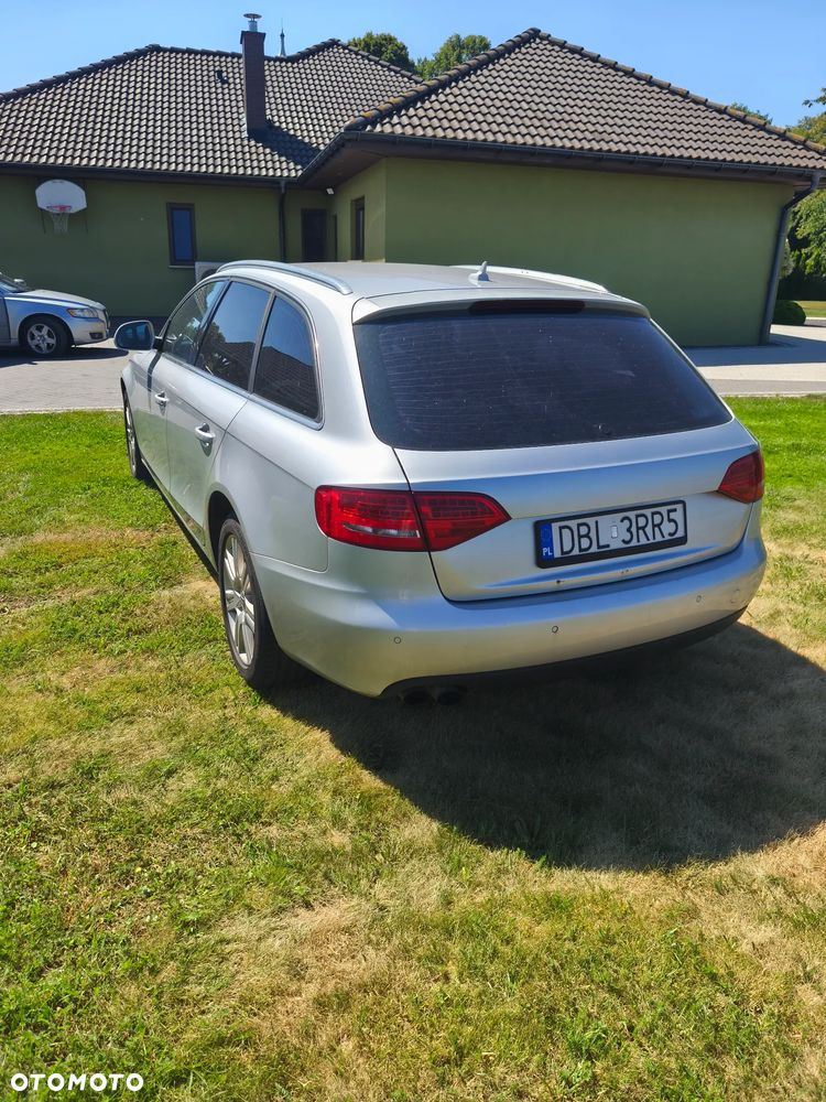 Audi A4 Avant - 9