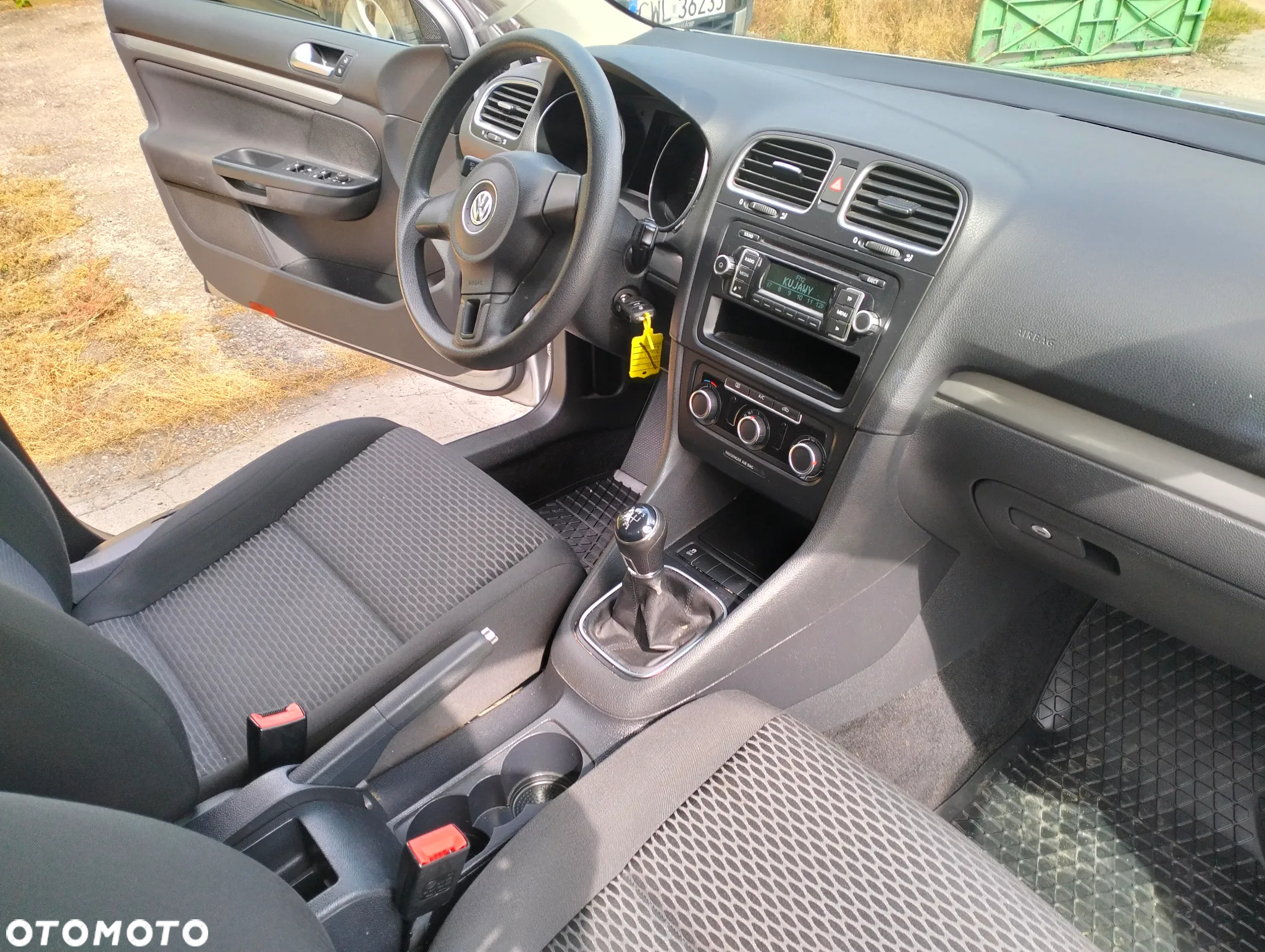 Volkswagen Golf - 17