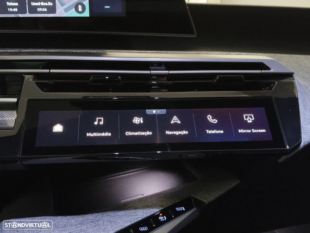 Peugeot 3008 1.2 Hybrid Allure e-DCS6 - 23