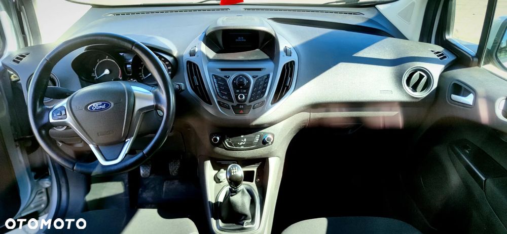 Ford Transit courier - 6