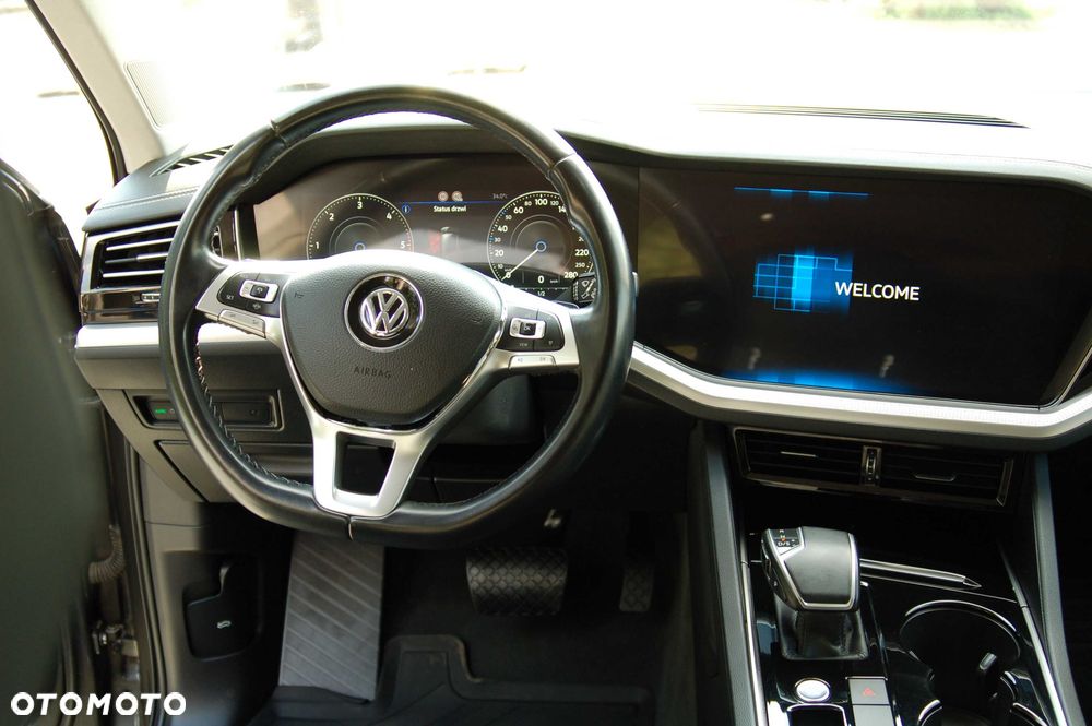 Volkswagen Touareg - 7