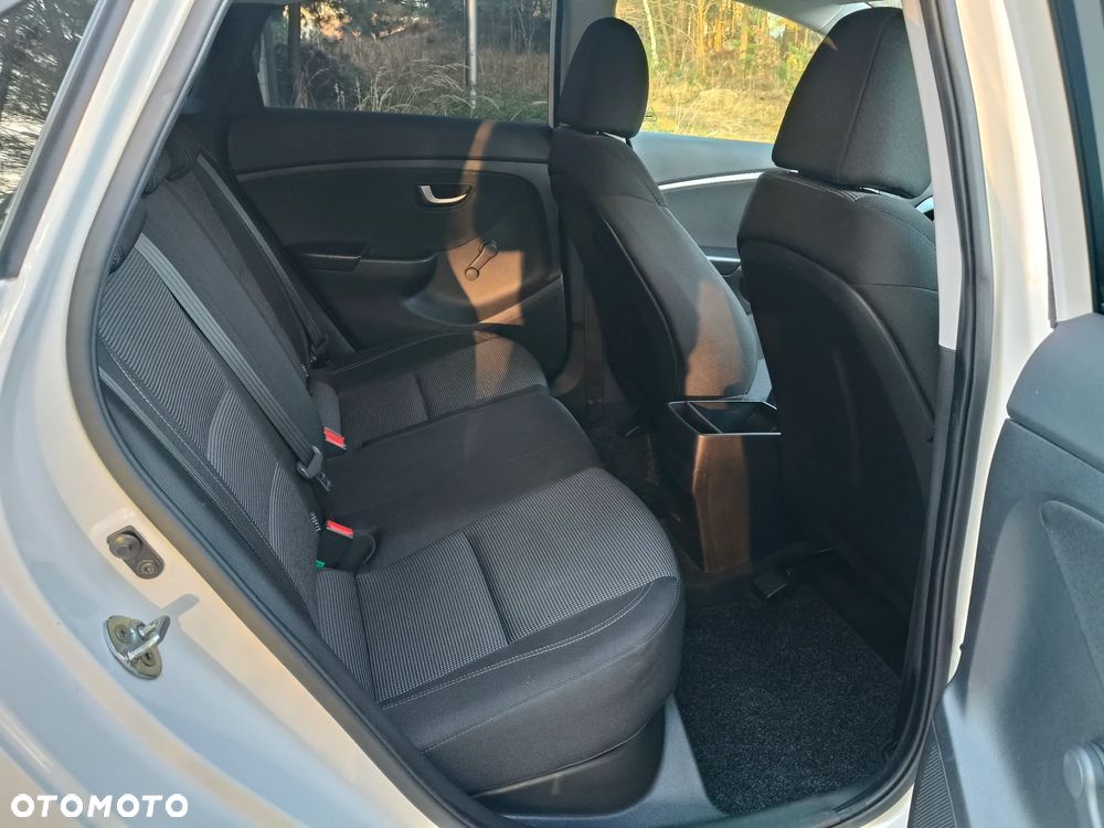 Hyundai i30 1.4 Style - 16