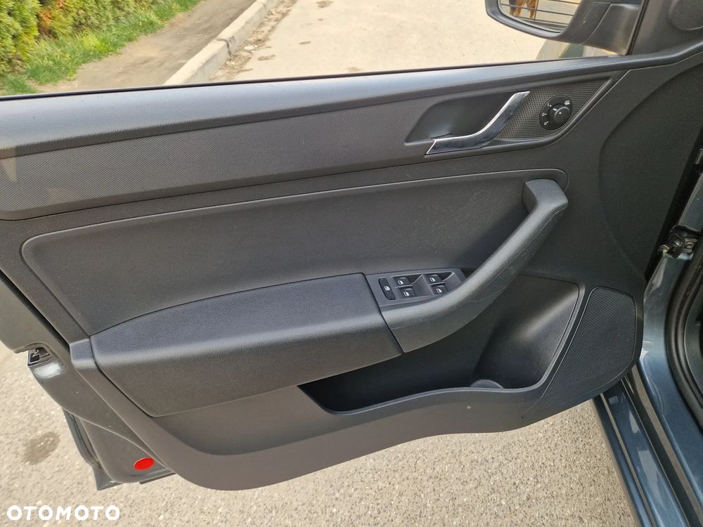 Skoda RAPID 1.2 TSI Cool Edition - 10