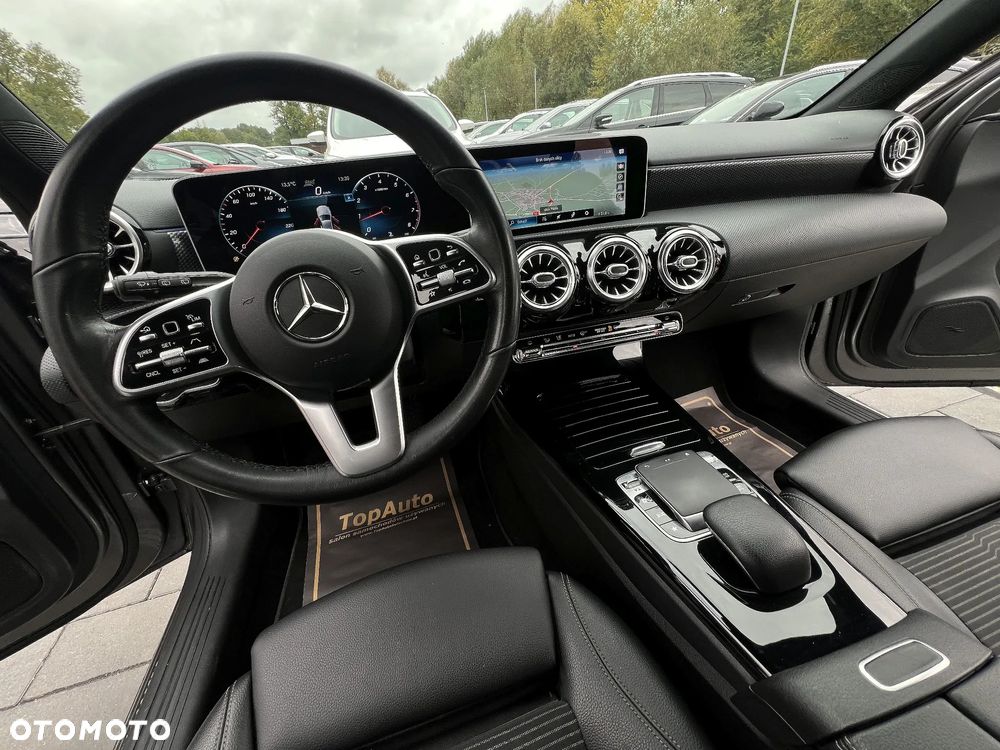 Mercedes-Benz Klasa A 200 7G-DCT Style - 24
