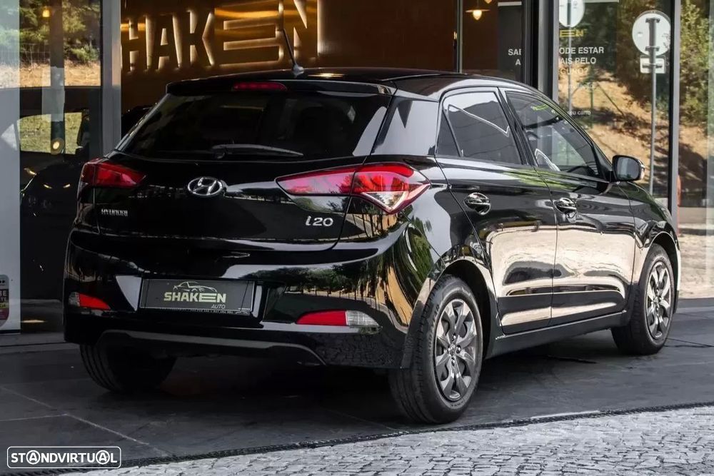 Hyundai i20 1.1 CRDi Comfort - 4