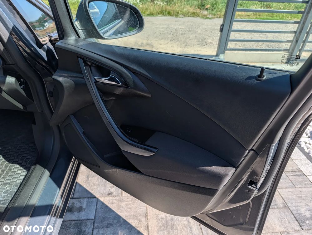 Opel Astra 1.6 Active EU6 - 17