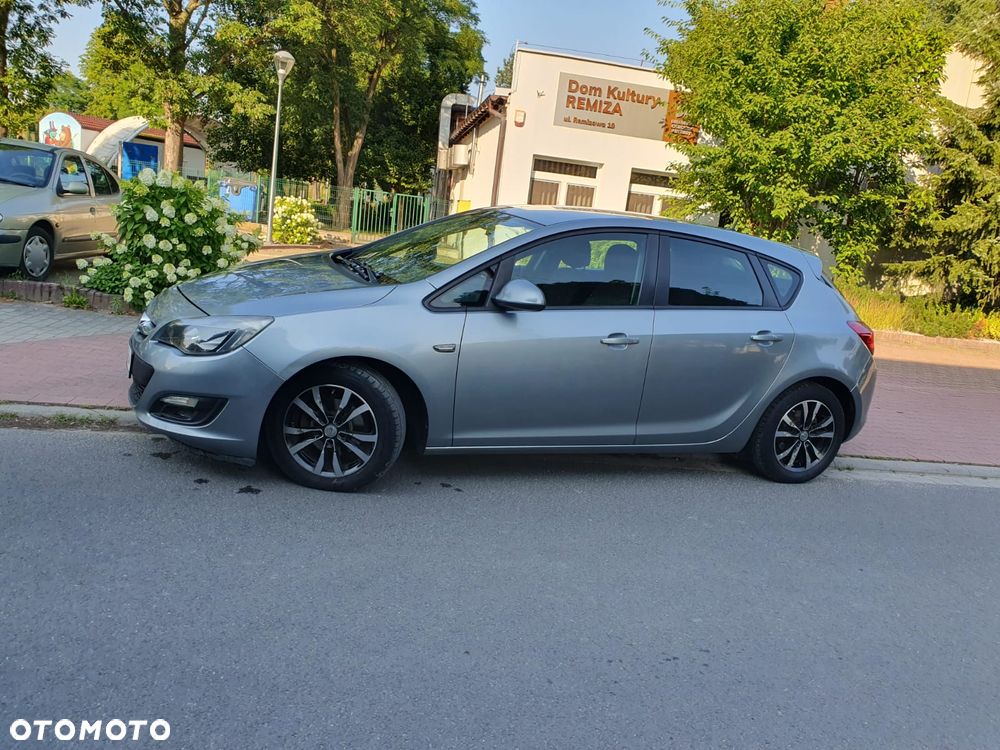 Opel Astra 1.3 CDTI DPF Edition - 5