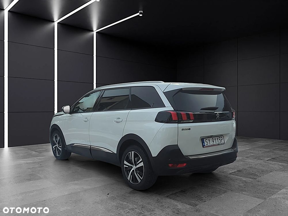 Peugeot 5008 1.6 BlueHDI Allure S&S EAT6 - 5