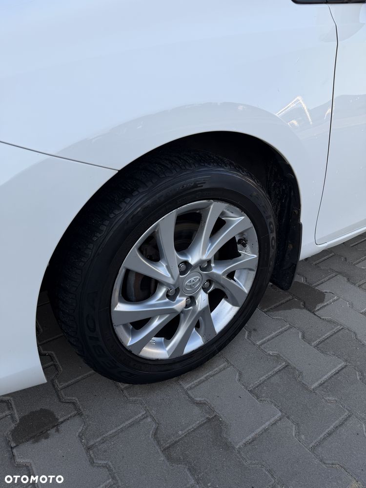Toyota Auris - 5
