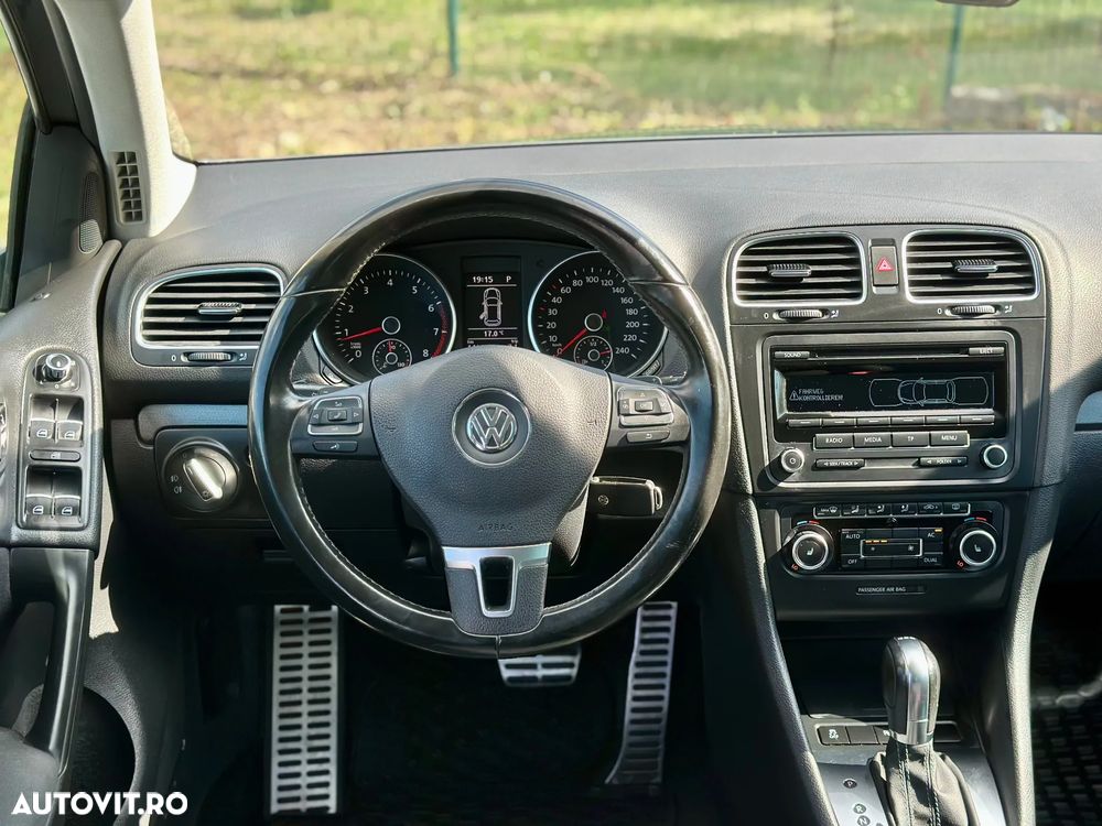 Volkswagen Golf - 5