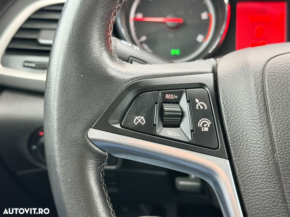 Opel Astra 1.7 CDTI ECOTEC Enjoy - 28