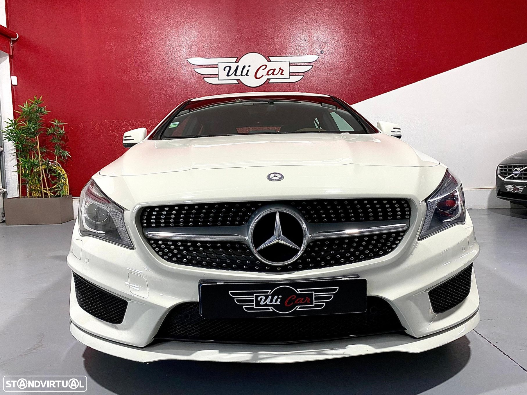 Mercedes-Benz CLA 200 - 12