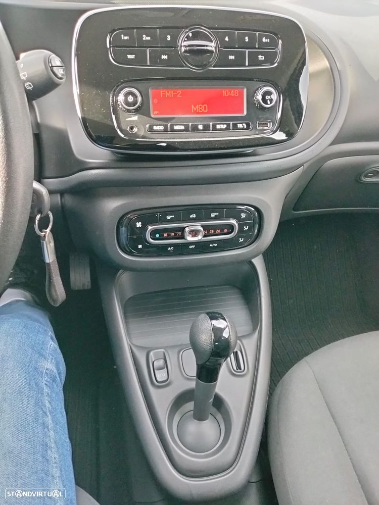 Smart ForFour EQ pulse - 14
