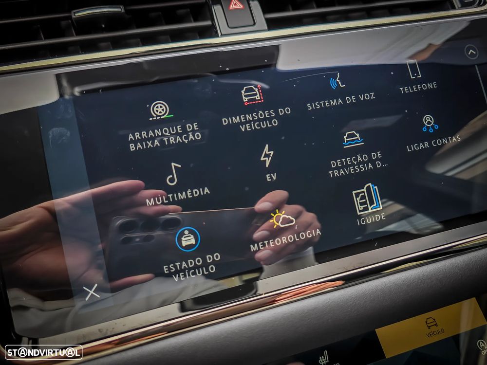 Land Rover Range Rover Evoque P300e R-Dynamic HSE - 25