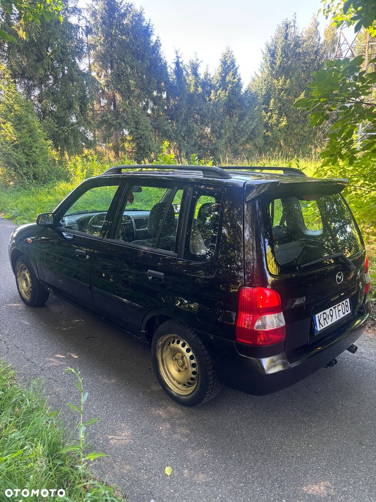 Mazda Demio - 4