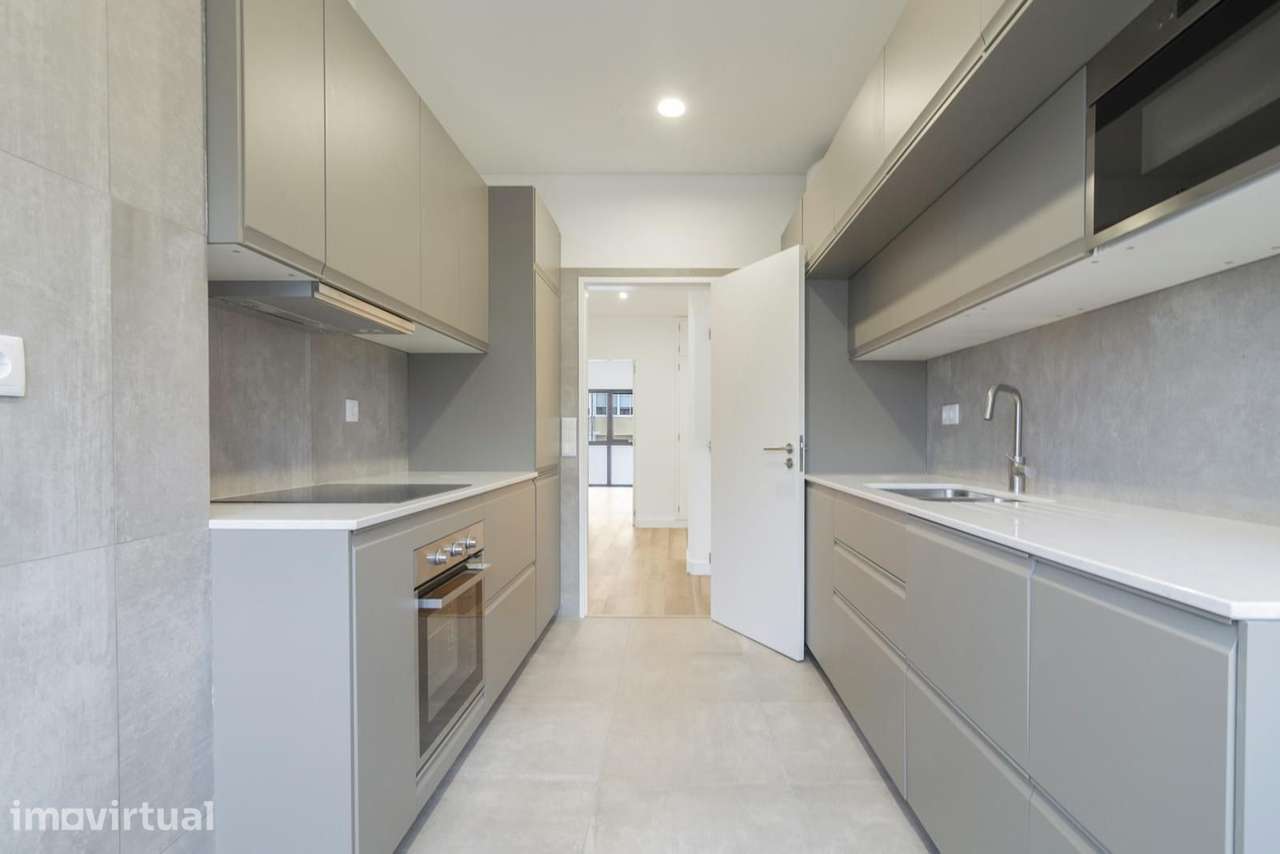 Apartamento T3 com varanda, Restelo, Lisboa - Grande imagem: 4/34