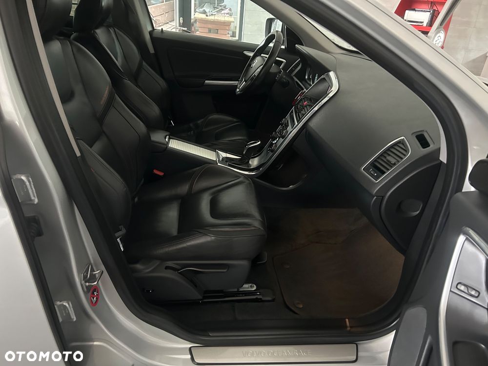 Volvo XC 60 D3 Geartronic Momentum - 30
