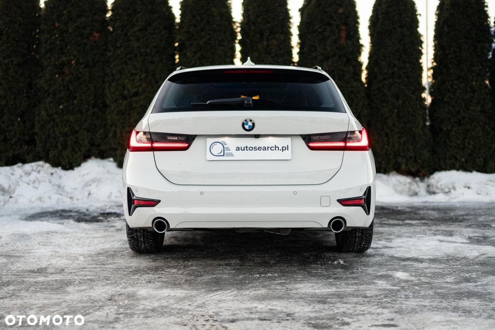 BMW Seria 3 320d Luxury Line - 6