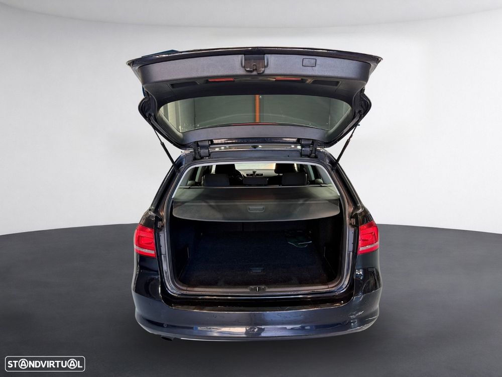 VW Passat Variant 1.6 TDI Confortline - 35