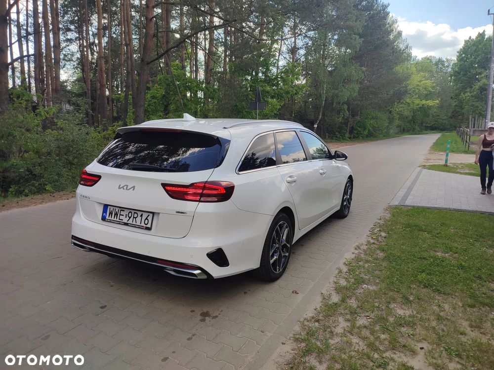Kia Ceed 1.6 GDI PHEV L Business Line DCT - 4