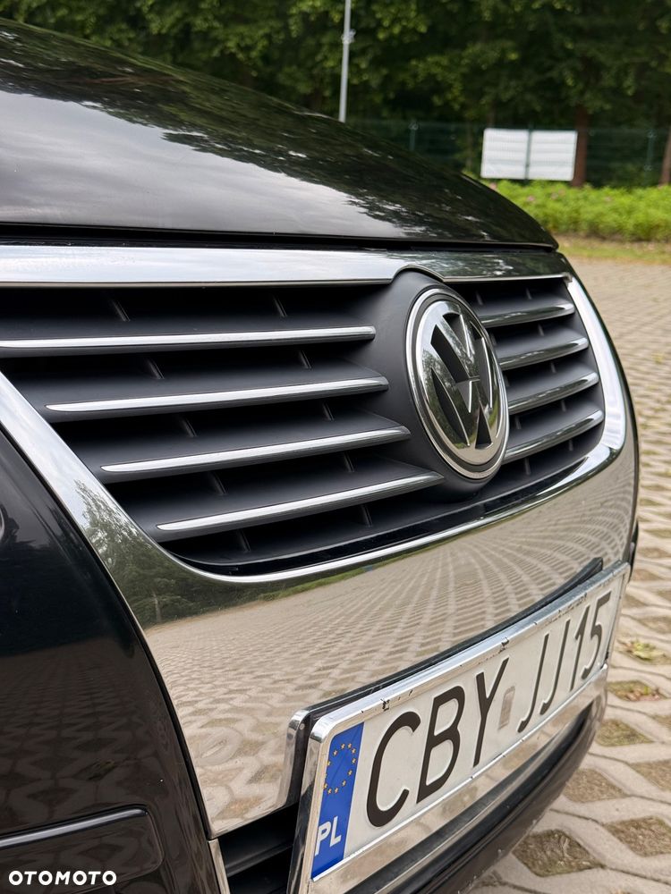 Volkswagen Passat 2.0 TDI DPF Sportline DSG - 10