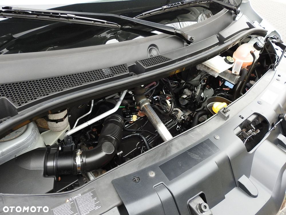 Renault MASTER  PLANDEKA 10 PALET WEBASTO TEMPOMAT LEDY PNEUMATYKA KLIMATYZACJA  165KM - 28