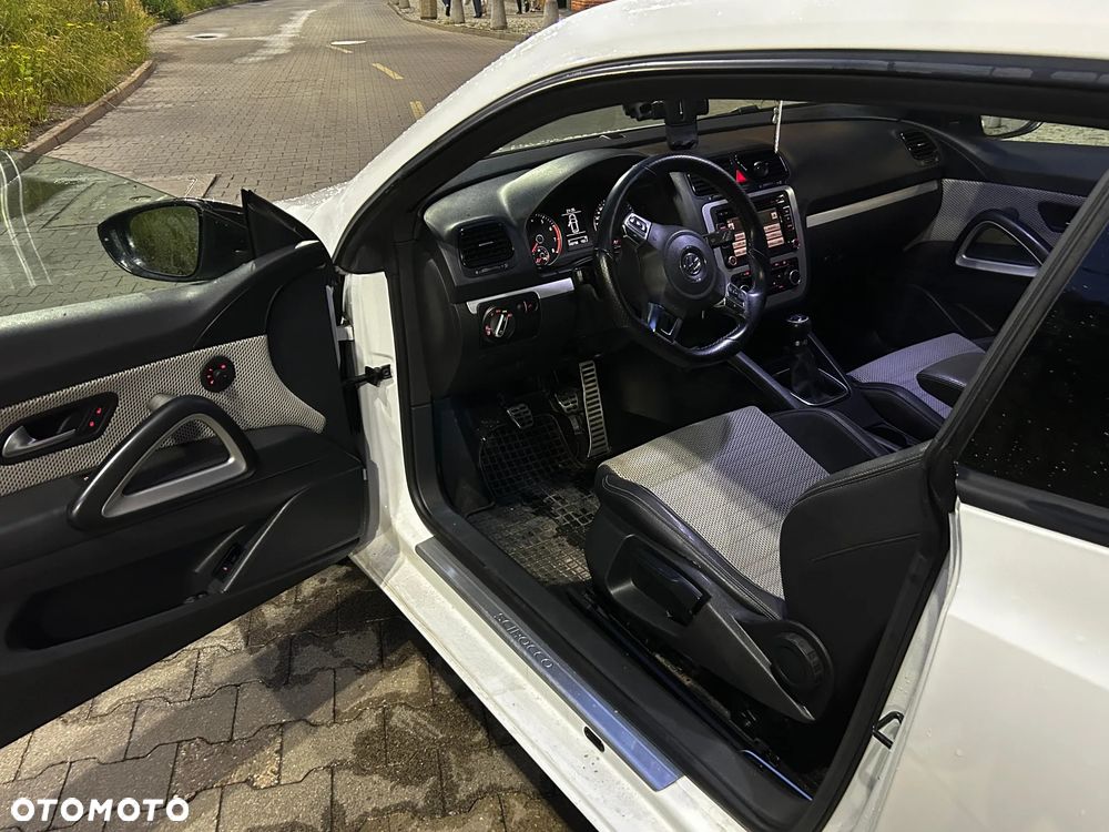 Volkswagen Scirocco - 10