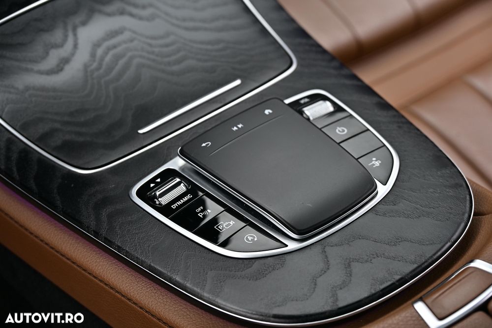 Mercedes-Benz E 220 d 4Matic 9G-TRONIC AMG Line - 22