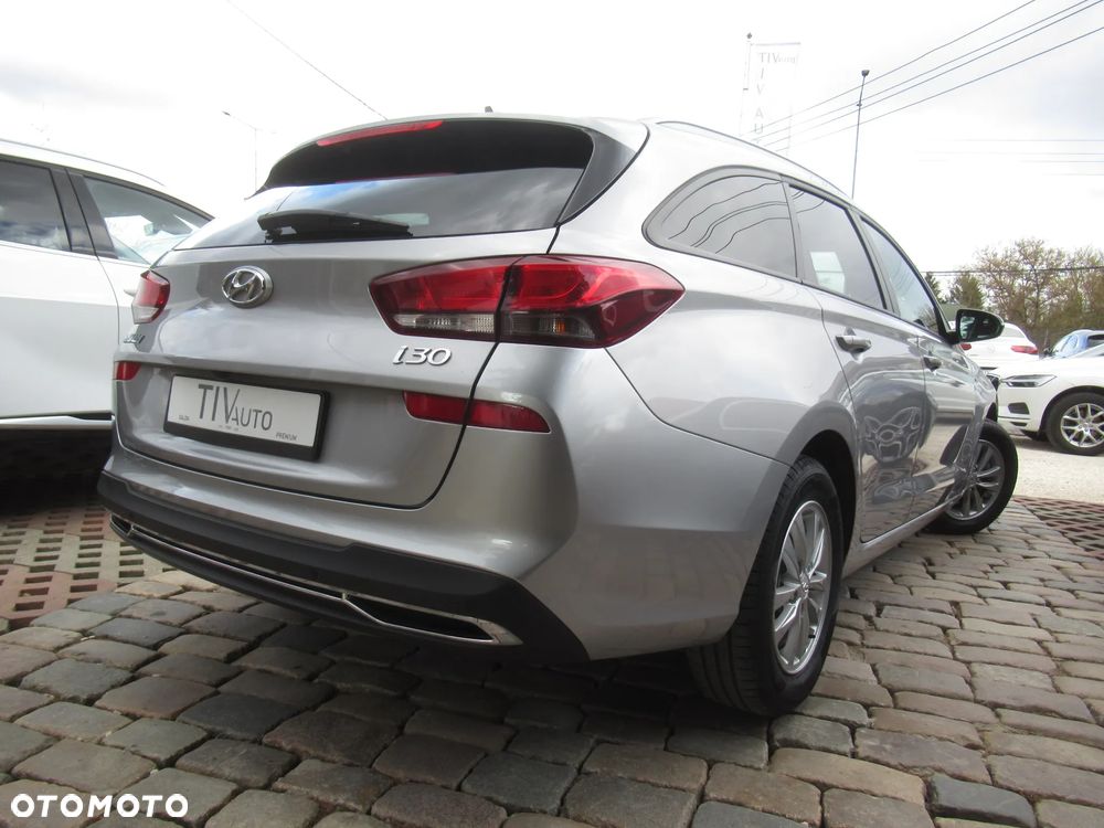 Hyundai i30 1.5 T-GDI 48V Modern - 4