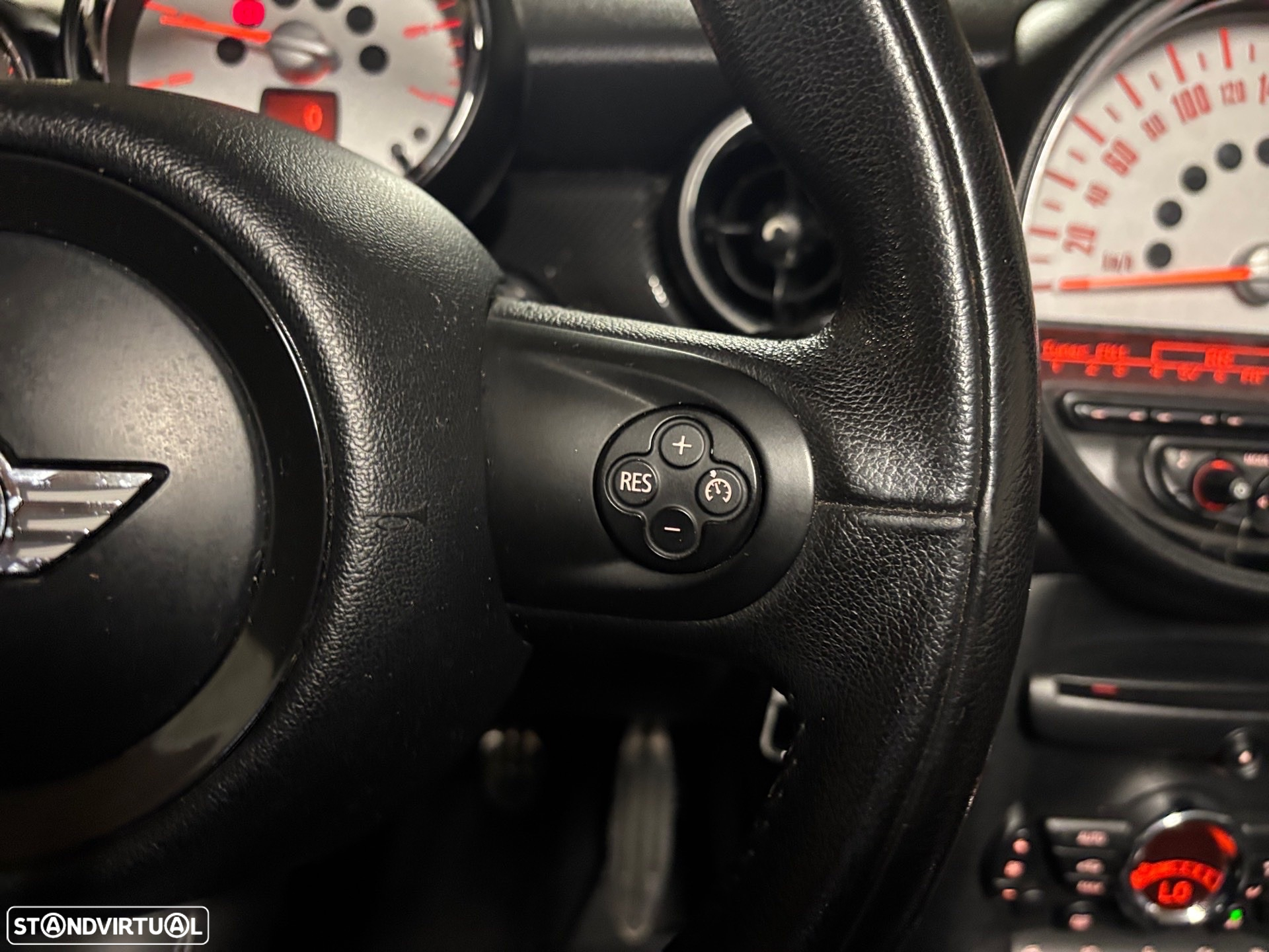 MINI Roadster Cooper SD - 15