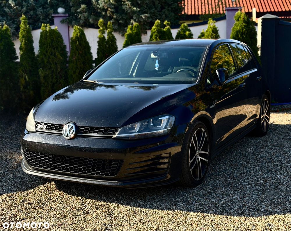 Volkswagen Golf 2.0 TDI BMT GTD DSG - 1