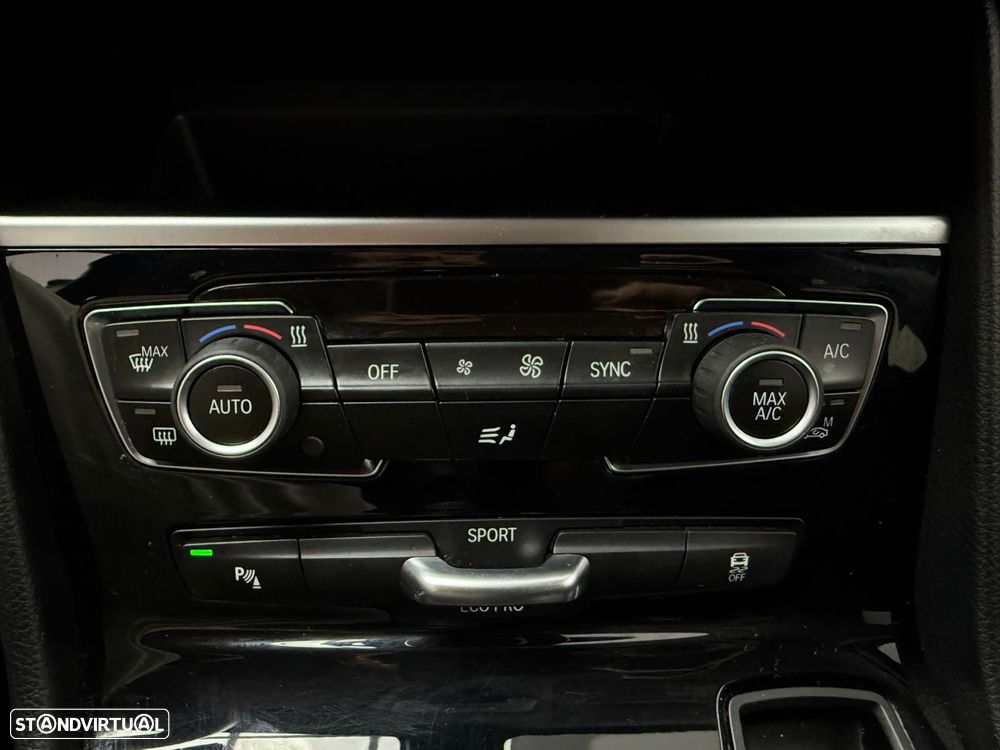 BMW 220 Active Tourer d Advantage - 22