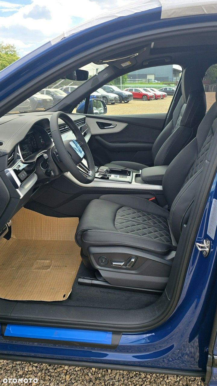 Audi Q7 - 8