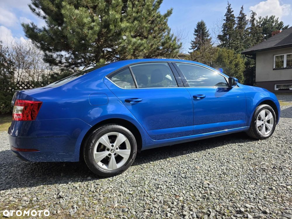 Skoda Octavia 1.5 TSI ACT Ambition - 4