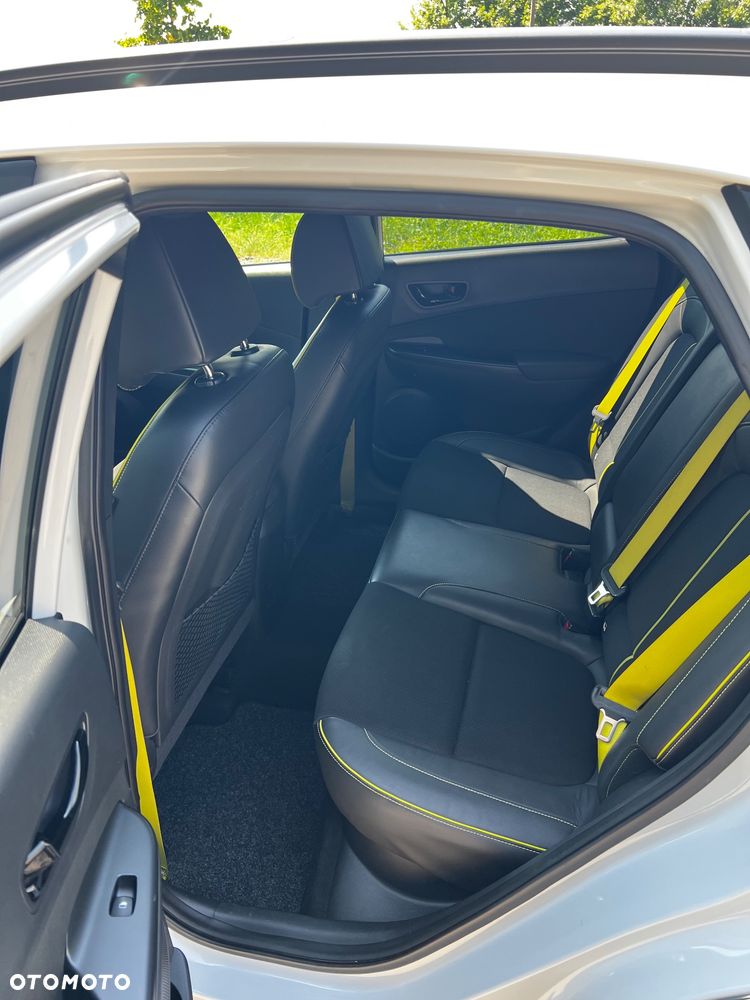 Hyundai Kona 1.6 T-GDI Premium 4WD DCT - 18