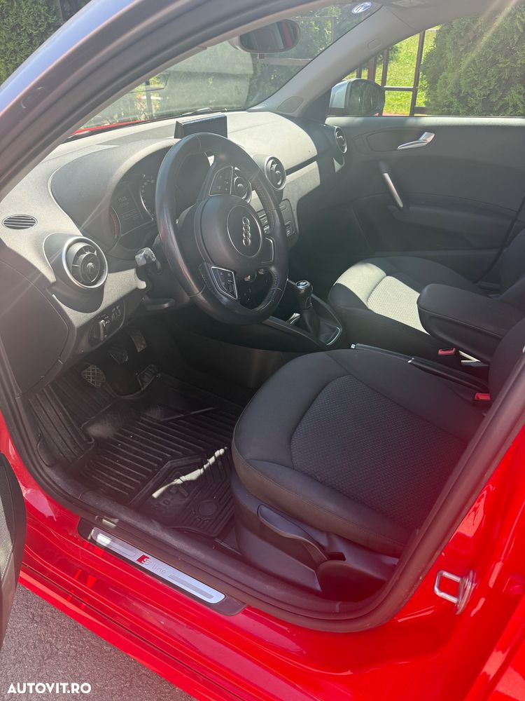 Audi A1 1.0 TFSI ultra design - 4