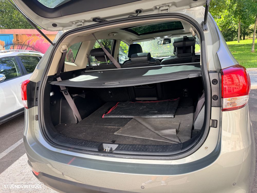 Kia Carens 1.7 CRDi ISG TX Aut. - 17