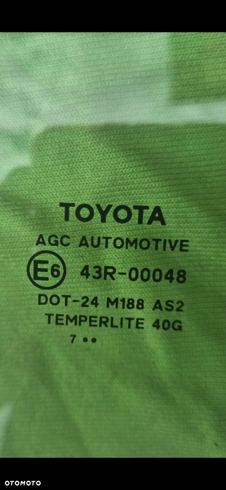 TOYOTA AURIS Prawa tylna szyba prawy tył drzwi 2017 43R00048 - 8