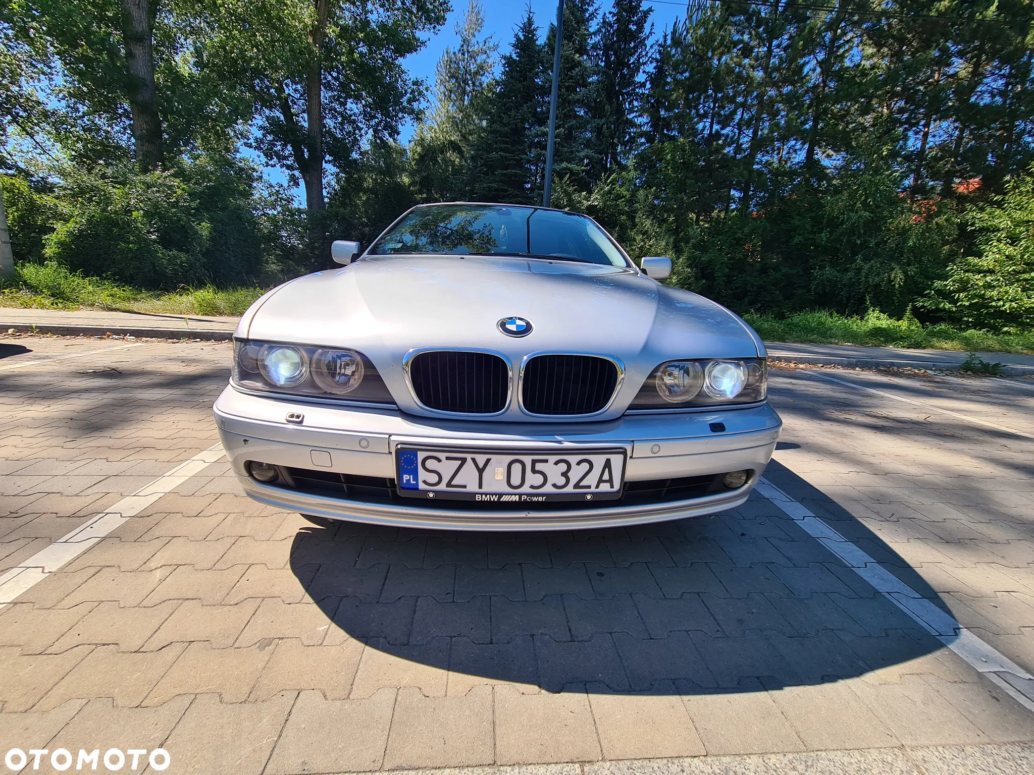 BMW Seria 5 520i - 4