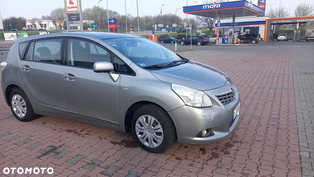 Toyota Verso 1.8 Premium EU5 7os - 8