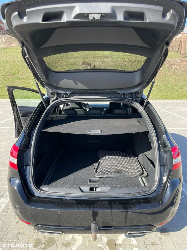 Peugeot 308 BlueHDi FAP 180 EAT8 Stop & Start GT - 12