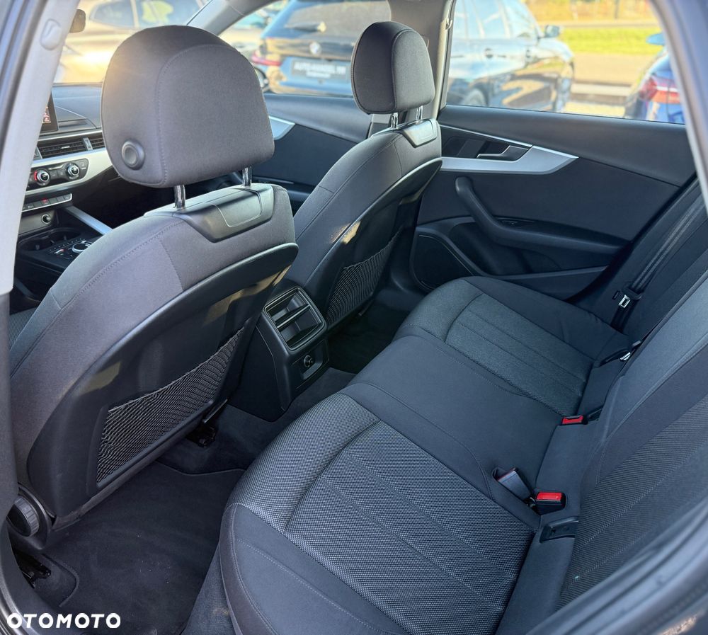 Audi A4 Avant 2.0 TDI ultra S tronic sport - 9