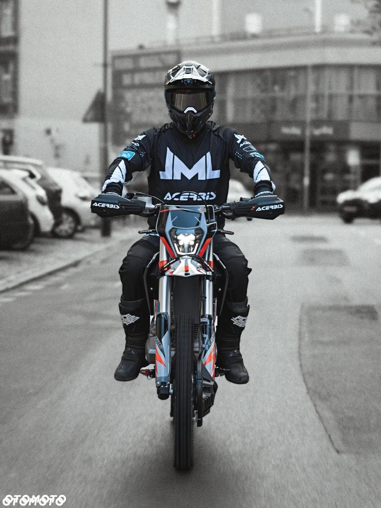 JML EN250i - 7