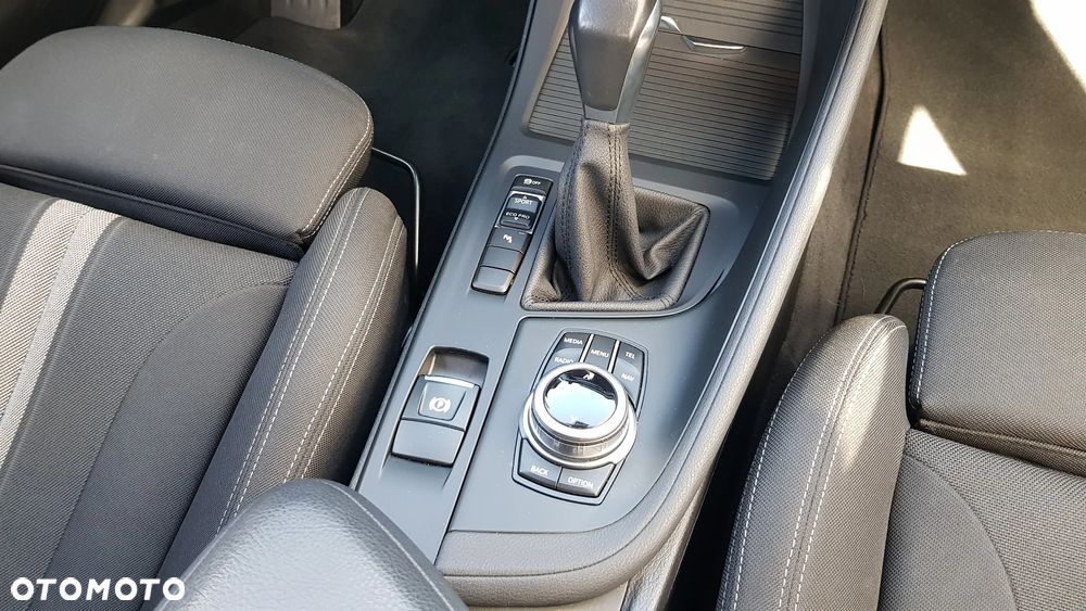 BMW X1 sDrive18d Advantage sport - 14