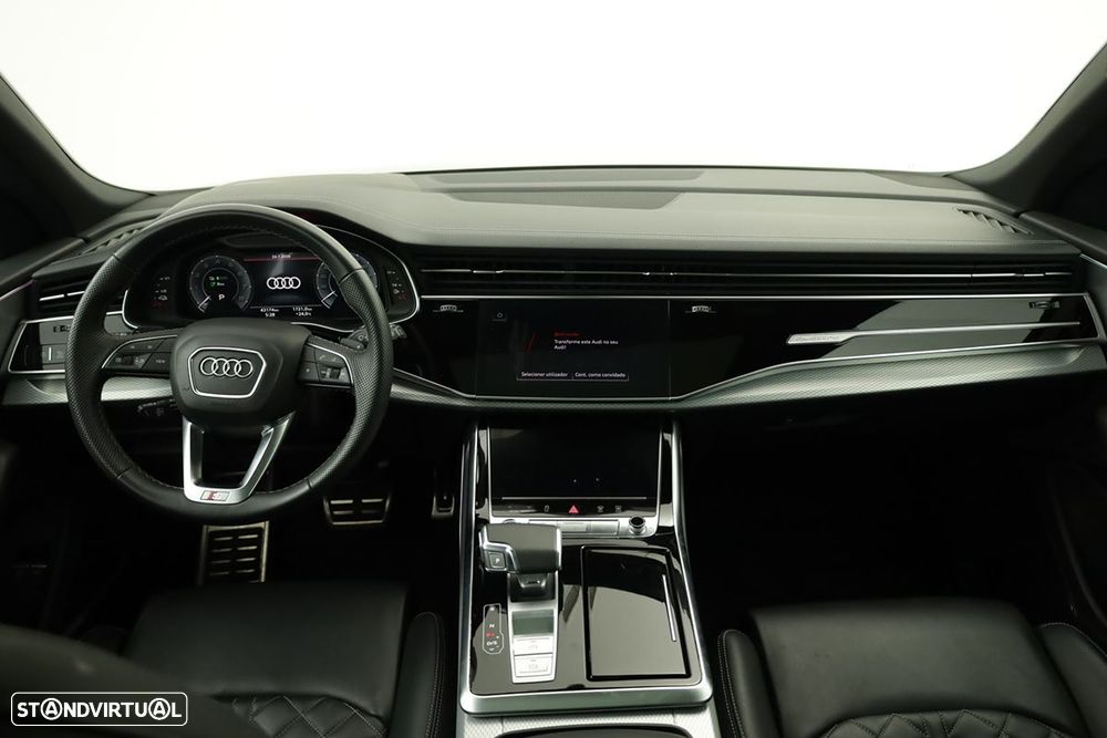 Audi Q8 55 TFSIe quattro Tiptronic - 9