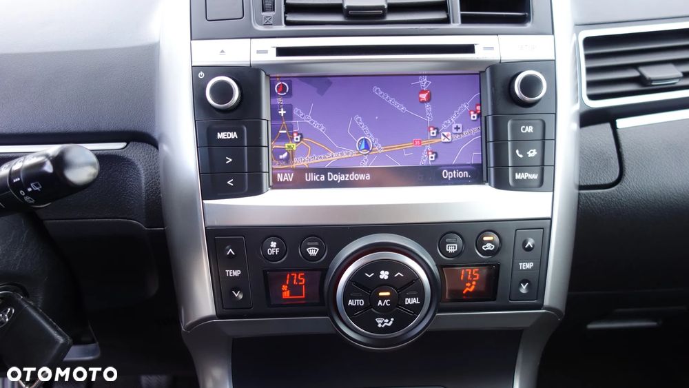Toyota Verso 2.0 D-4D Premium 7os - 21