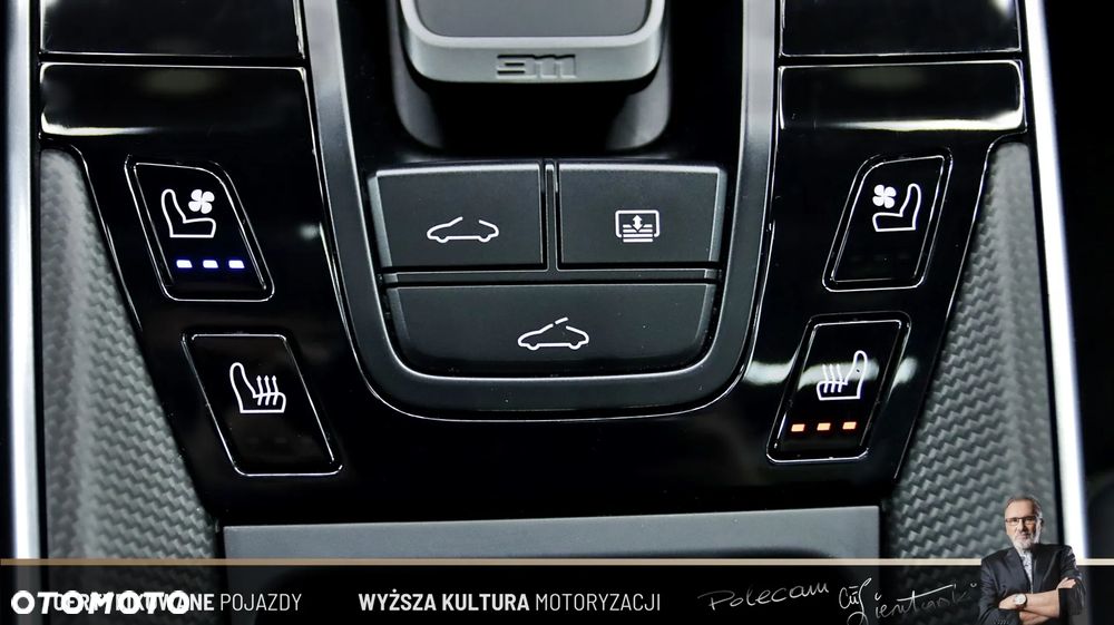 Porsche 911 Carrera S - 24