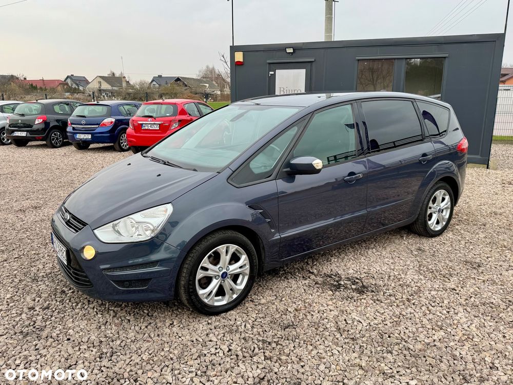 Ford S-Max - 12