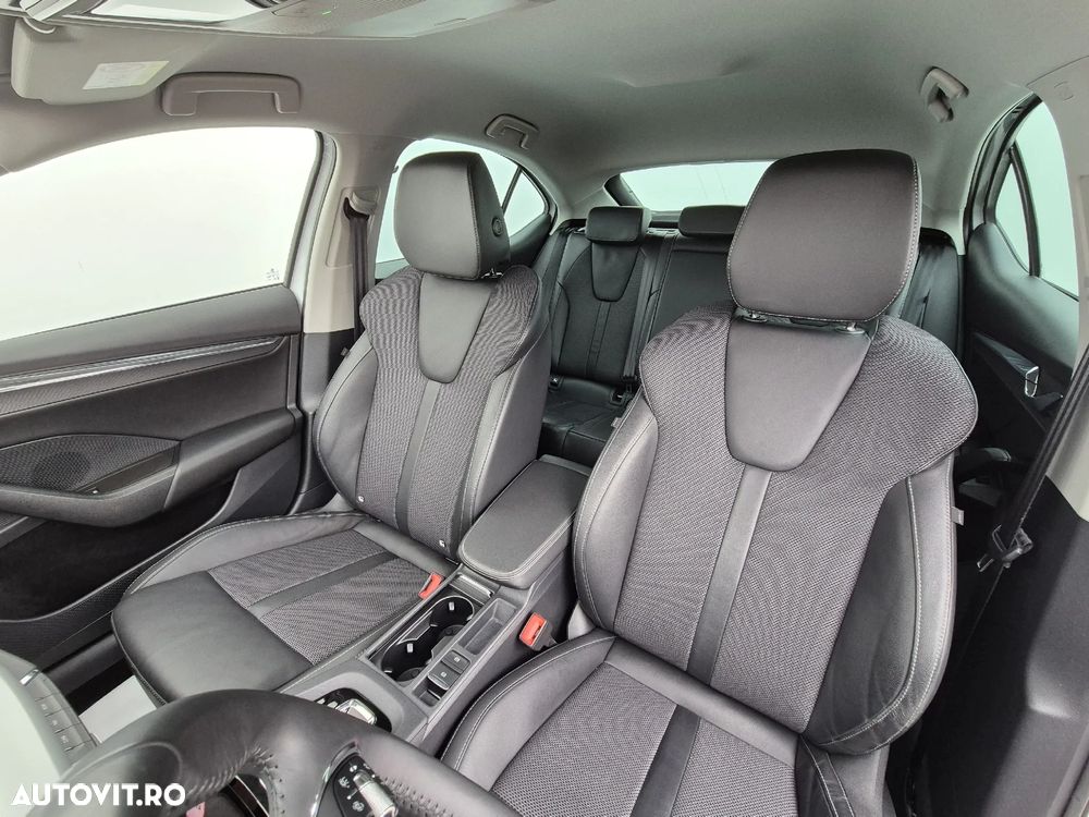 Skoda Octavia 1.4 TSI iV DSG Style - 11